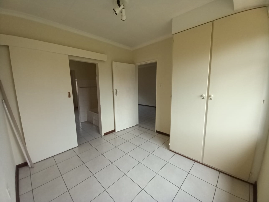 2 Bedroom Property for Sale in Bonaero Park Gauteng