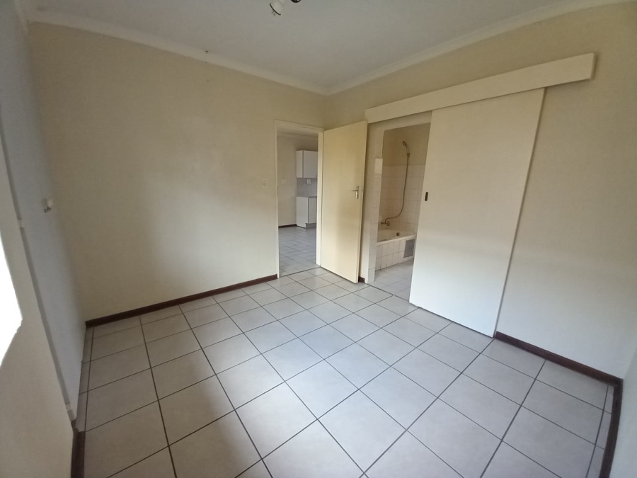 2 Bedroom Property for Sale in Bonaero Park Gauteng