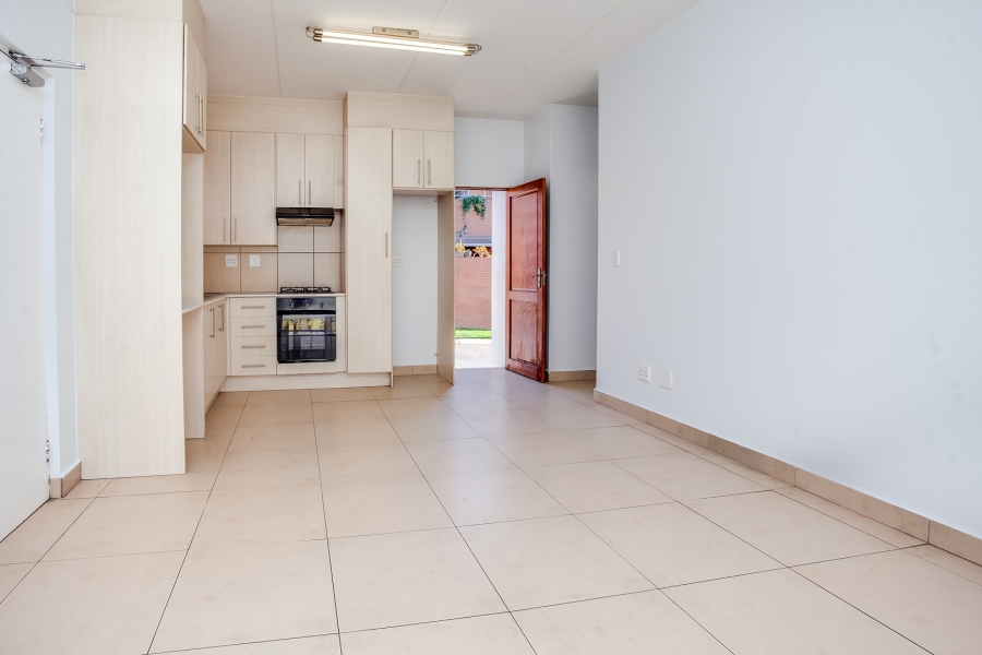 2 Bedroom Property for Sale in Maroeladal Gauteng