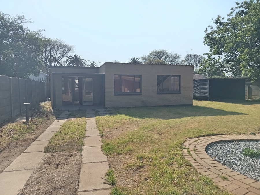 3 Bedroom Property for Sale in Selection Park Gauteng