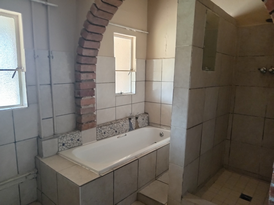 3 Bedroom Property for Sale in Selection Park Gauteng