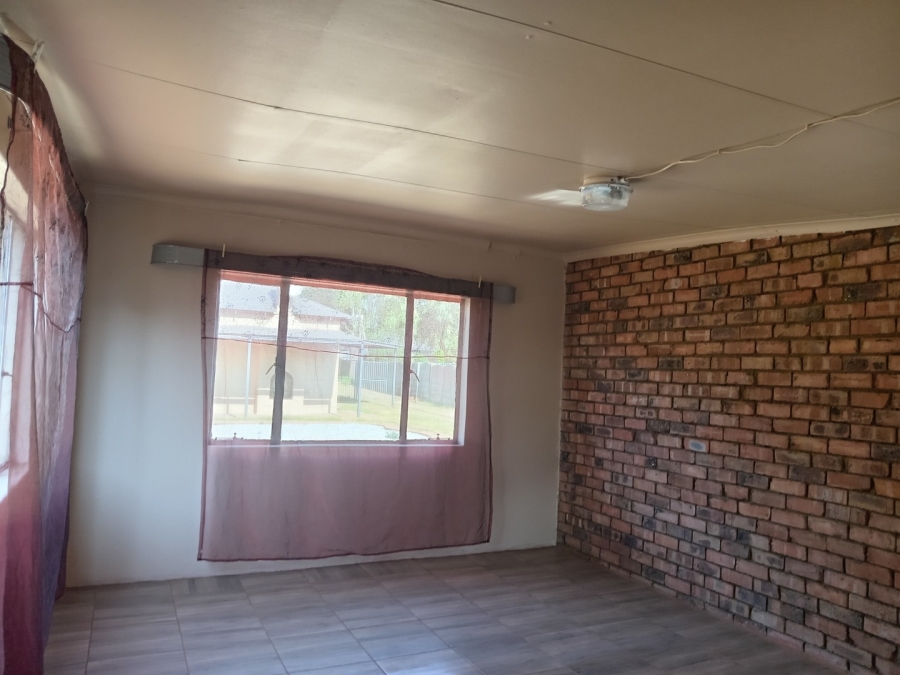 3 Bedroom Property for Sale in Selection Park Gauteng