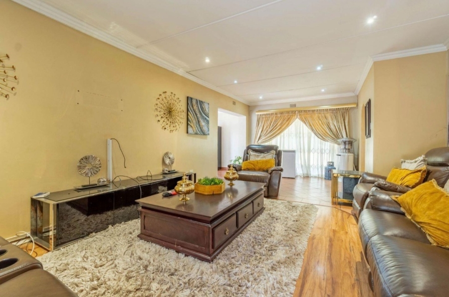 4 Bedroom Property for Sale in Allen Grove Gauteng