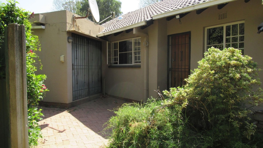 4 Bedroom Property for Sale in Ferndale Gauteng