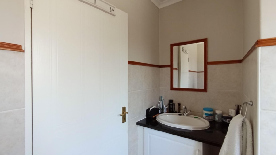 2 Bedroom Property for Sale in Lyme Park Gauteng