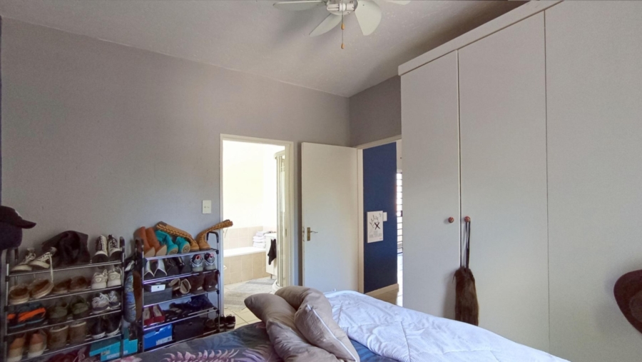 1 Bedroom Property for Sale in Ferndale Gauteng