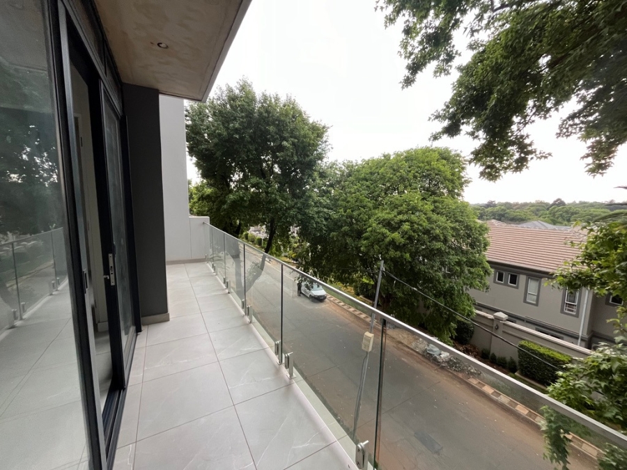 To Let 1 Bedroom Property for Rent in Rosebank Gauteng