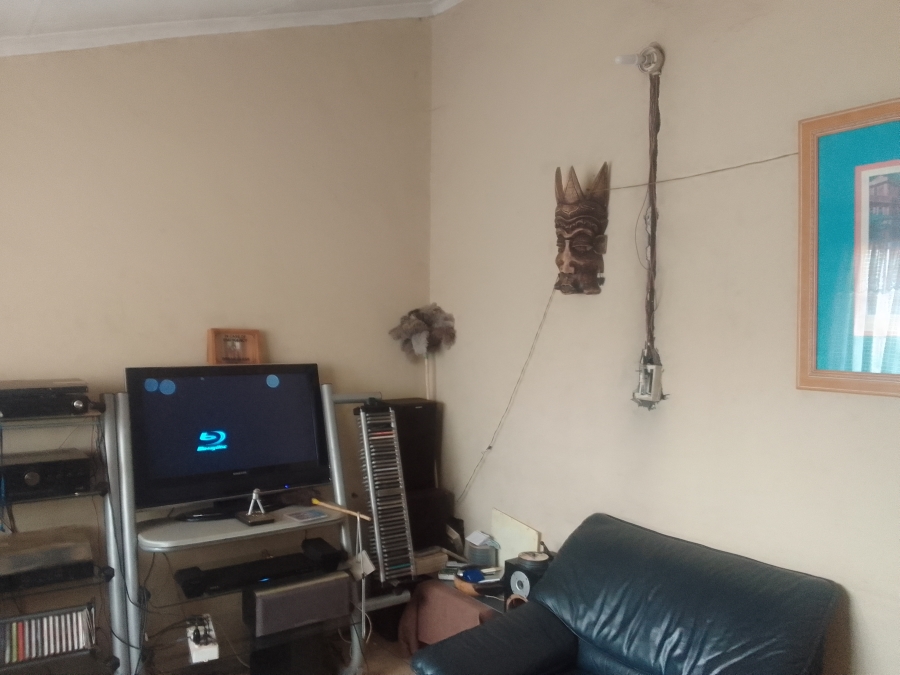 To Let 2 Bedroom Property for Rent in Lenasia Ext 10 Gauteng