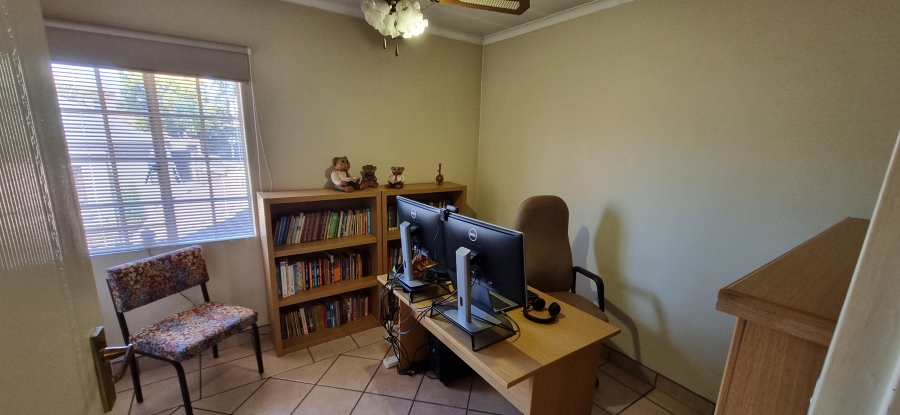 4 Bedroom Property for Sale in Highveld Gauteng