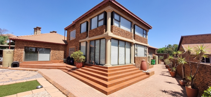 4 Bedroom Property for Sale in Highveld Gauteng