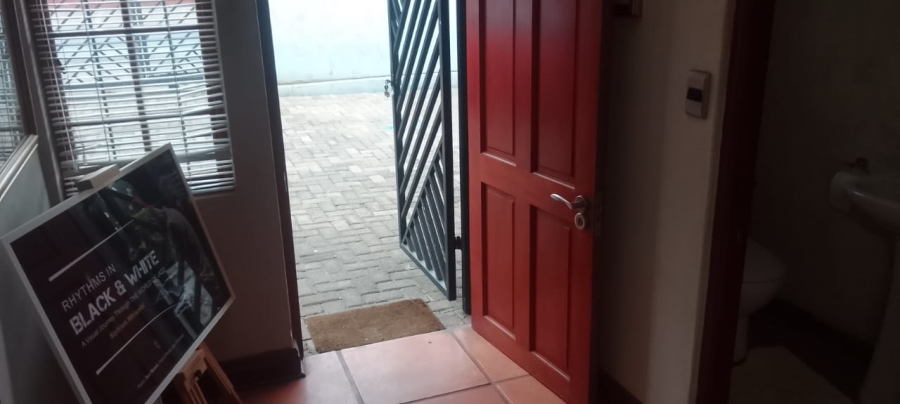 3 Bedroom Property for Sale in Norwood Gauteng