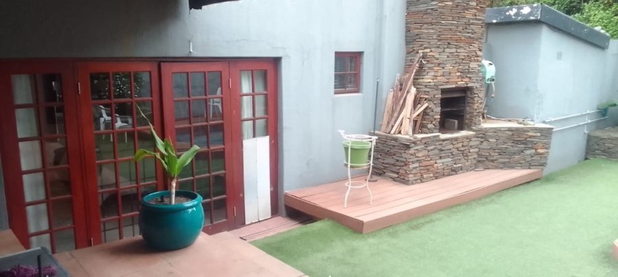 3 Bedroom Property for Sale in Norwood Gauteng