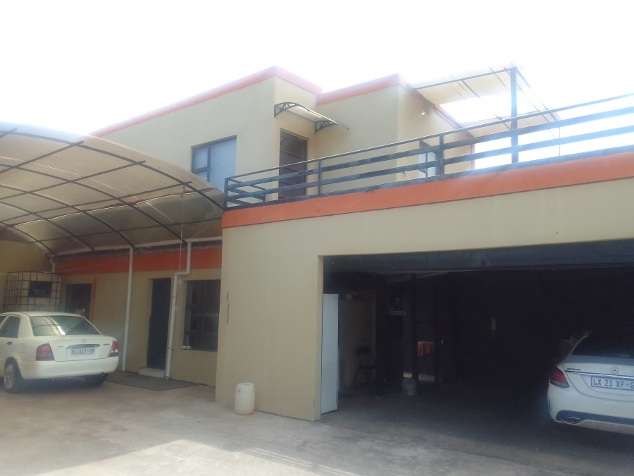 4 Bedroom Property for Sale in Lenasia Ext 1 Gauteng