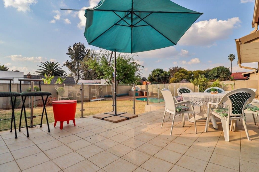 To Let 3 Bedroom Property for Rent in Highway Gardens Gauteng