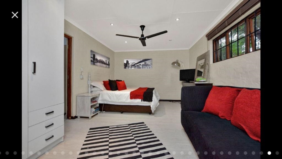 5 Bedroom Property for Sale in Chartwell Gauteng