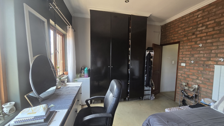 3 Bedroom Property for Sale in Garsfontein Gauteng