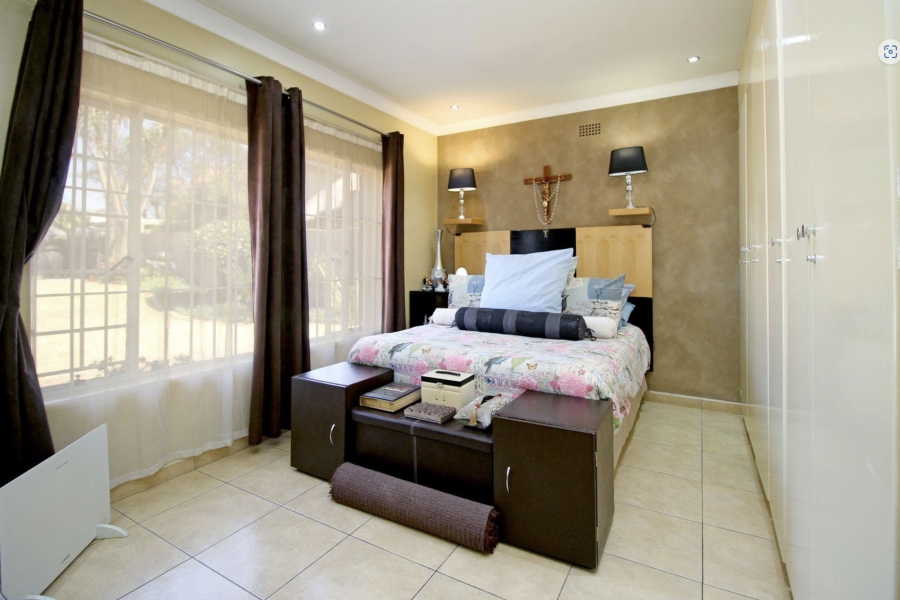 3 Bedroom Property for Sale in Hurlyvale Gauteng