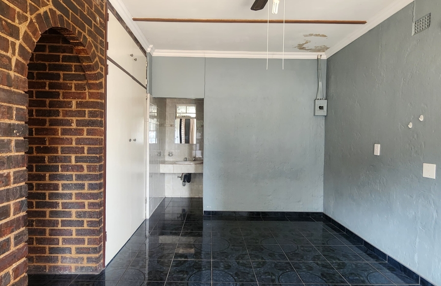 4 Bedroom Property for Sale in Brackendowns Gauteng