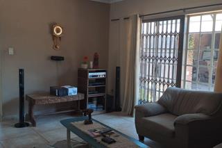 5 Bedroom Property for Sale in Brackendowns Gauteng