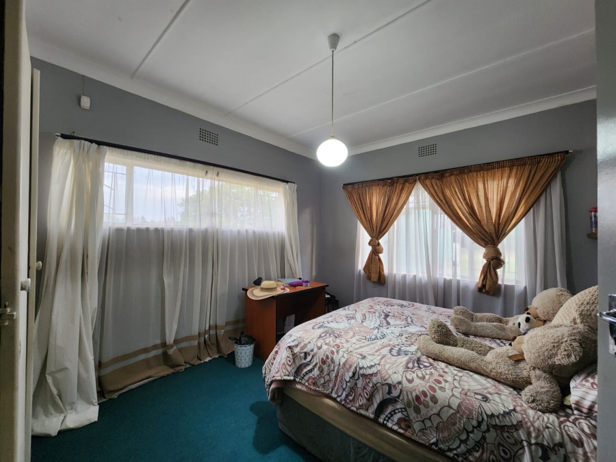 3 Bedroom Property for Sale in Buyscelia Gauteng