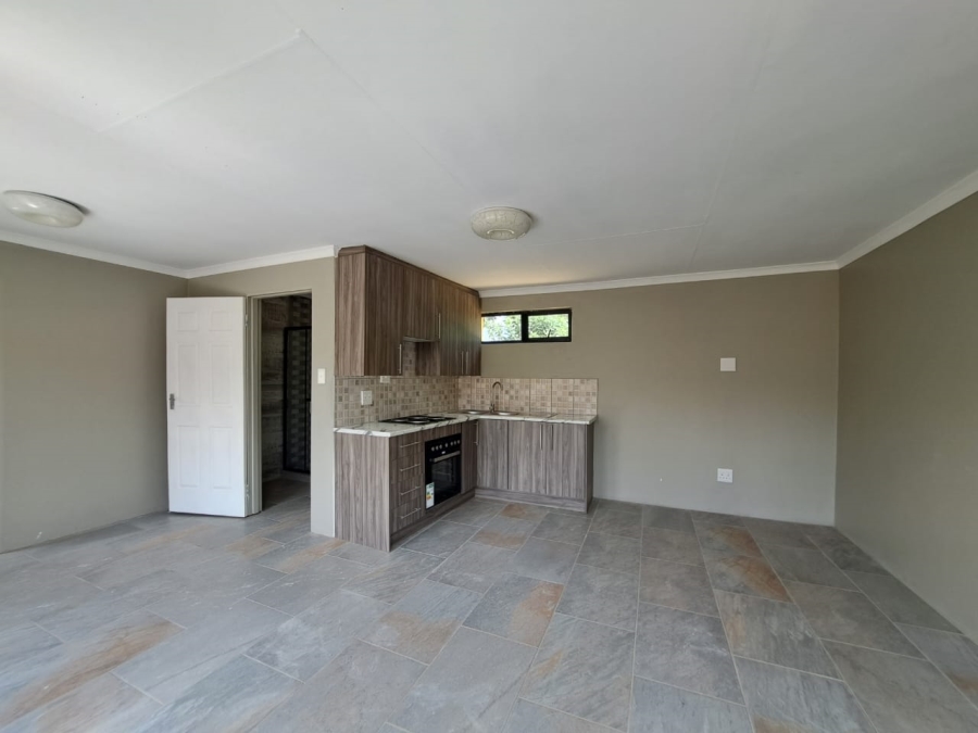 To Let 2 Bedroom Property for Rent in Brackenhurst Gauteng