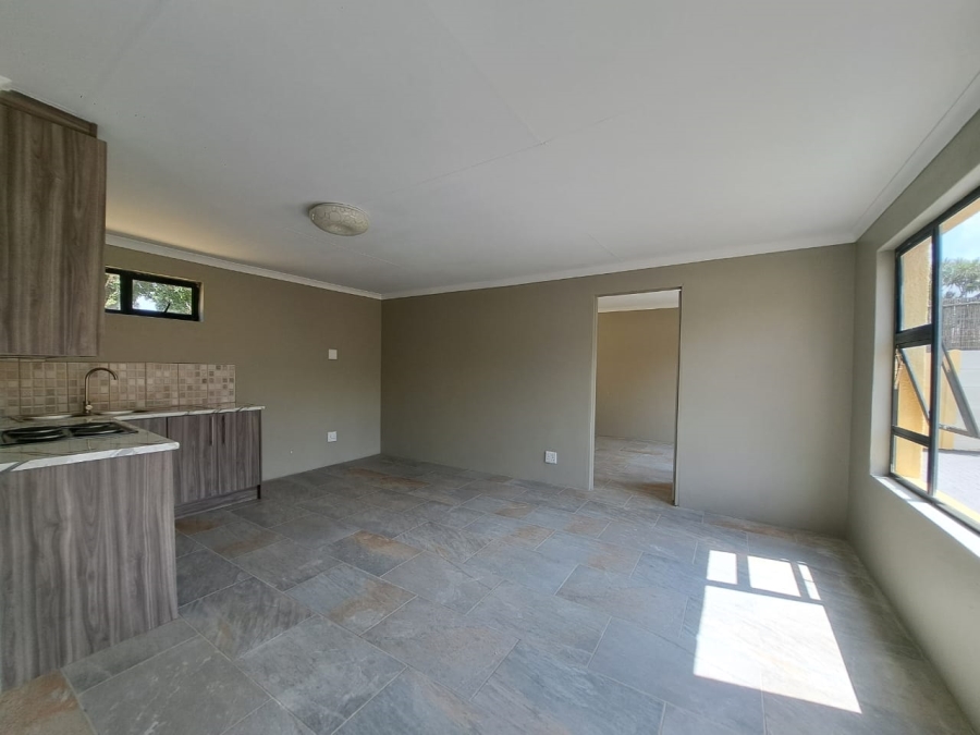 To Let 2 Bedroom Property for Rent in Brackenhurst Gauteng