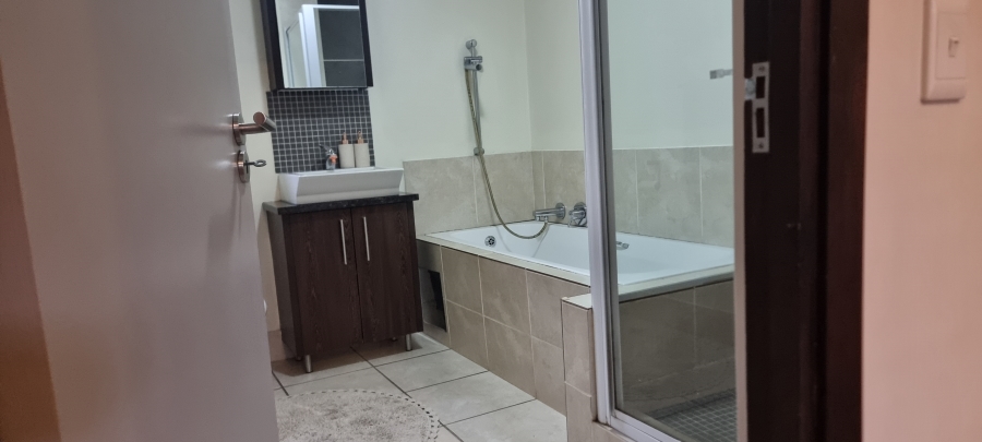 2 Bedroom Property for Sale in Witkoppen Gauteng