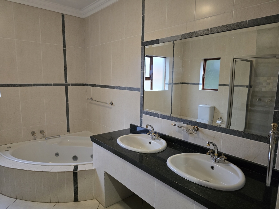 To Let 5 Bedroom Property for Rent in Kyalami Crest Estate Gauteng