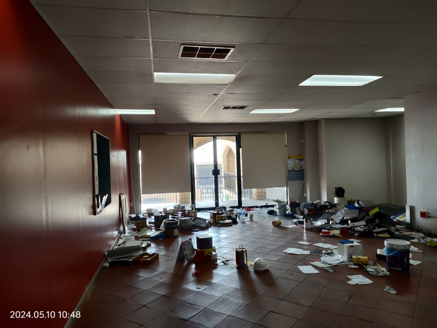 To Let commercial Property for Rent in Strijdom Park Gauteng