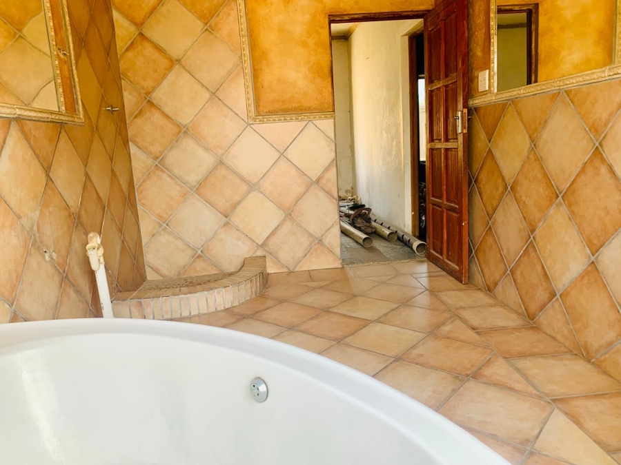 2 Bedroom Property for Sale in Noycedale Gauteng