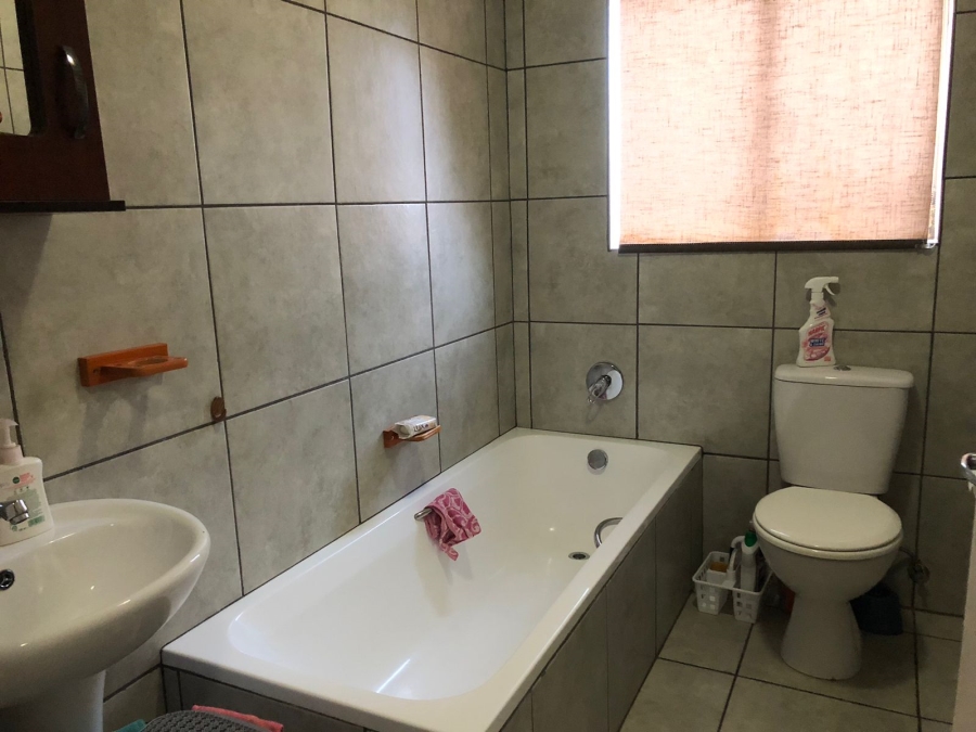 To Let 2 Bedroom Property for Rent in Vanderbijlpark SW 5 Gauteng