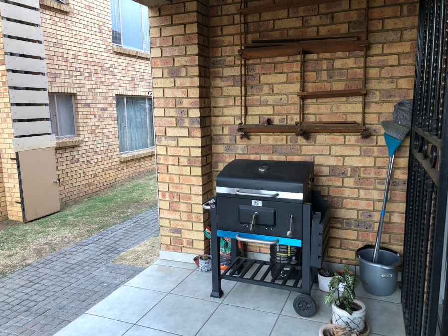 To Let 2 Bedroom Property for Rent in Vanderbijlpark SW 5 Gauteng