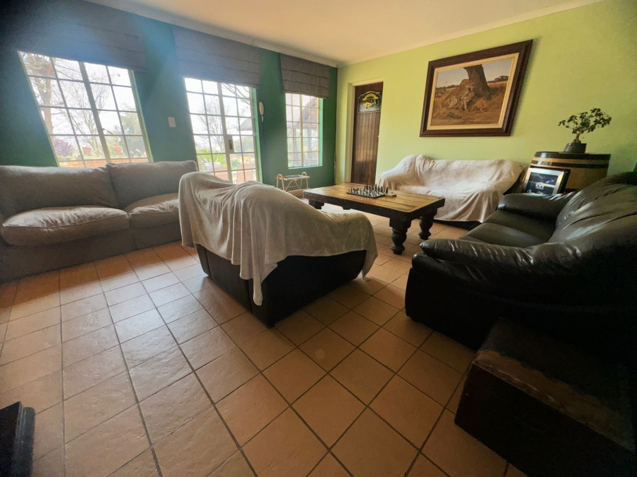 5 Bedroom Property for Sale in Sterkfontein A H Gauteng