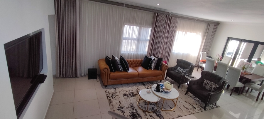 To Let 4 Bedroom Property for Rent in Zwartkop Golf Estate Gauteng