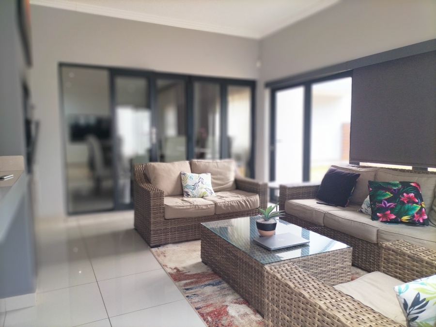 To Let 4 Bedroom Property for Rent in Zwartkop Golf Estate Gauteng