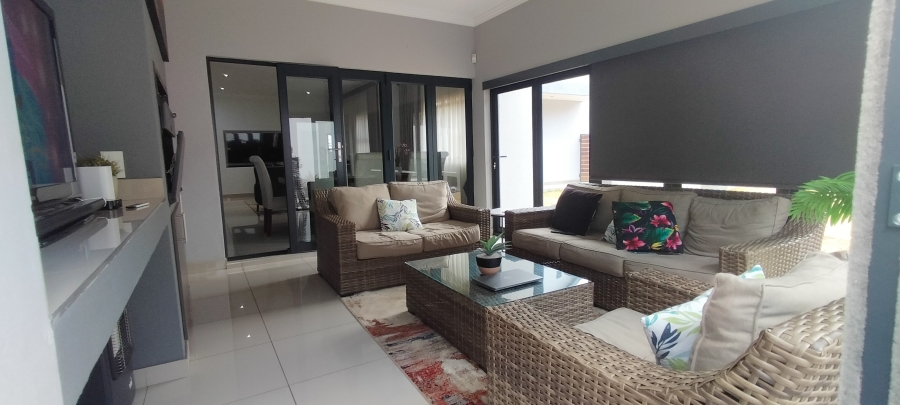 To Let 4 Bedroom Property for Rent in Zwartkop Golf Estate Gauteng