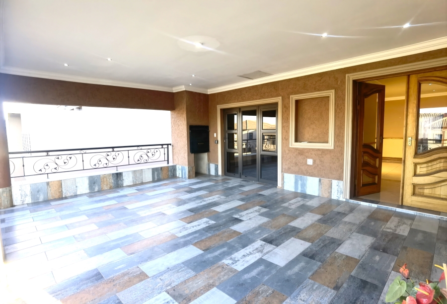 3 Bedroom Property for Sale in Blue Valley Golf Estate Gauteng