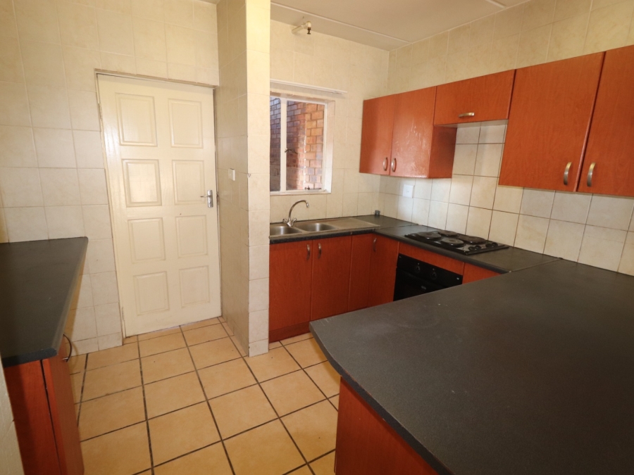 2 Bedroom Property for Sale in Birchleigh Gauteng