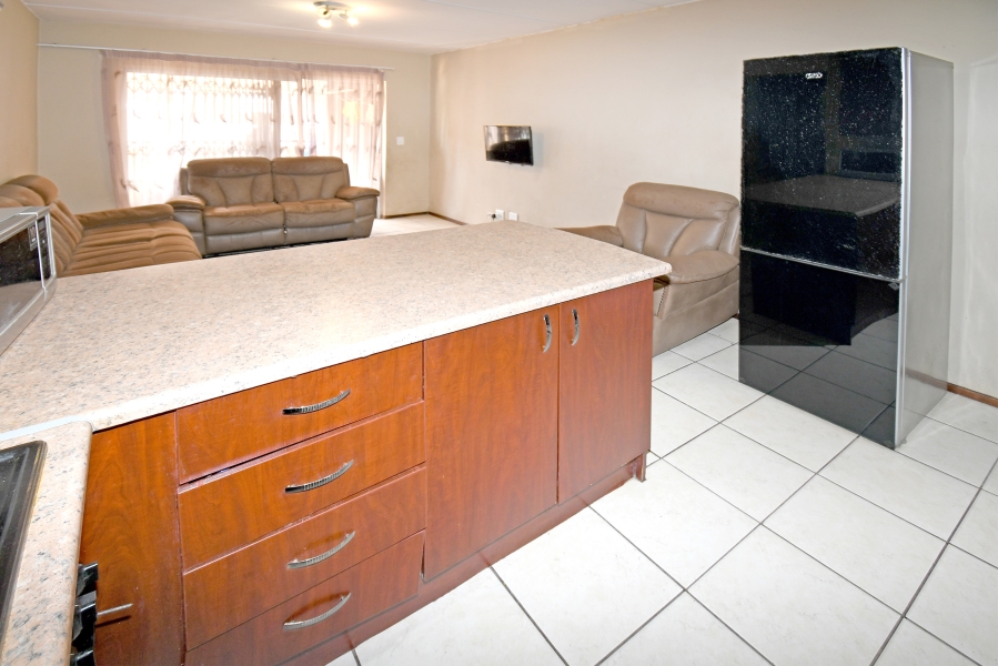 2 Bedroom Property for Sale in North Riding Gauteng