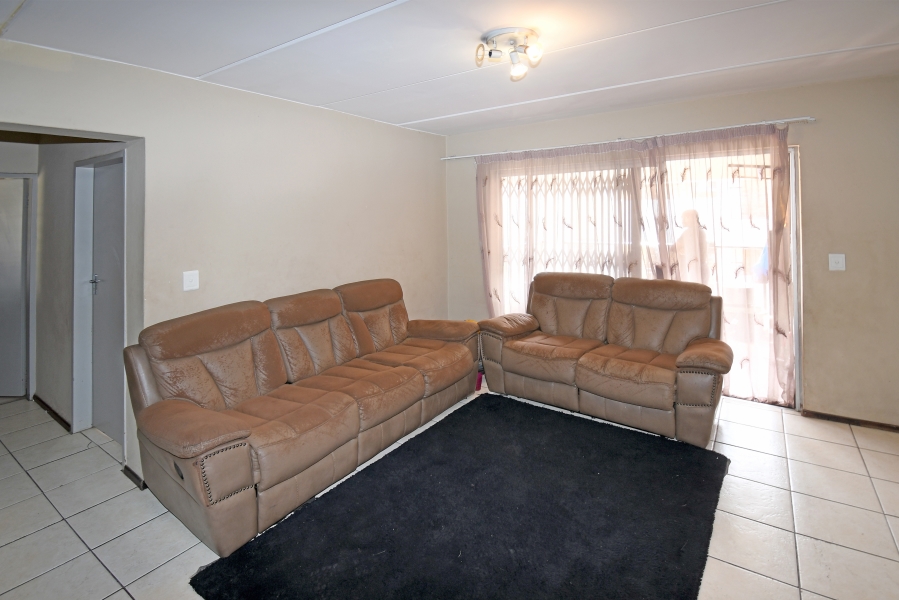 2 Bedroom Property for Sale in North Riding Gauteng