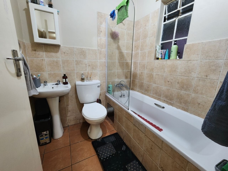 1 Bedroom Property for Sale in Ravenswood Gauteng