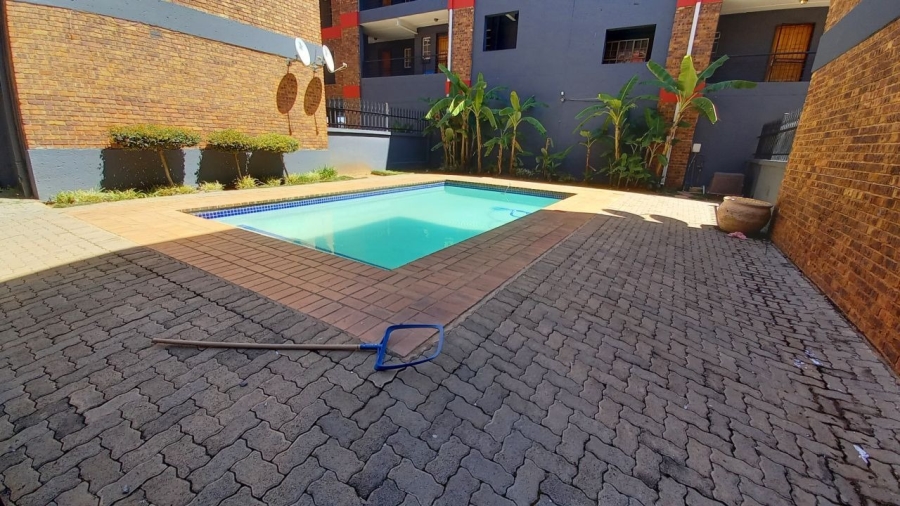 1 Bedroom Property for Sale in Ravenswood Gauteng