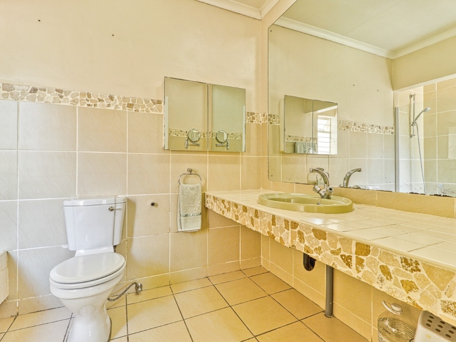 3 Bedroom Property for Sale in Magaliessig Gauteng