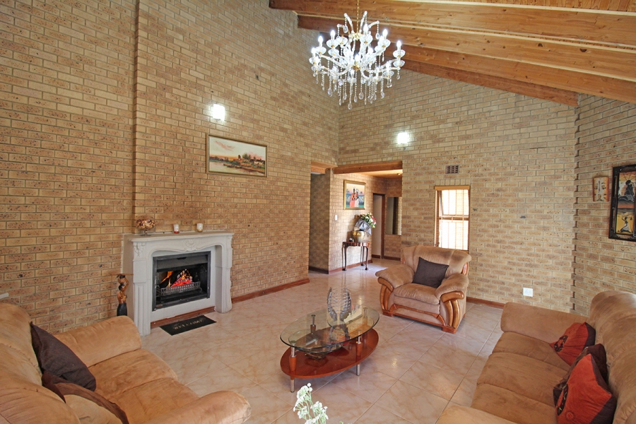 5 Bedroom Property for Sale in Country View Gauteng