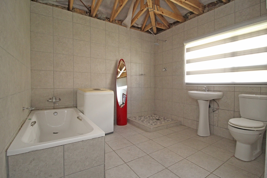 5 Bedroom Property for Sale in Country View Gauteng