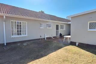 4 Bedroom Property for Sale in Buurendal Gauteng