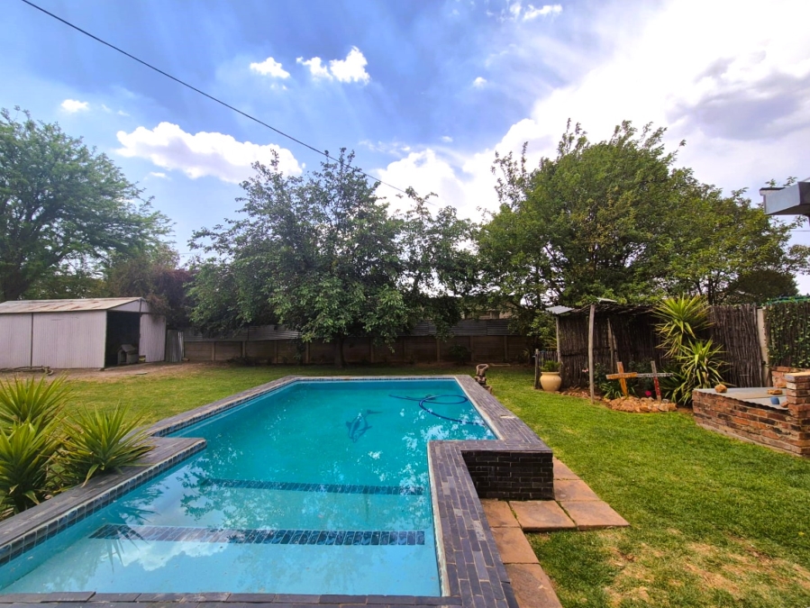 4 Bedroom Property for Sale in Sonland Park Gauteng