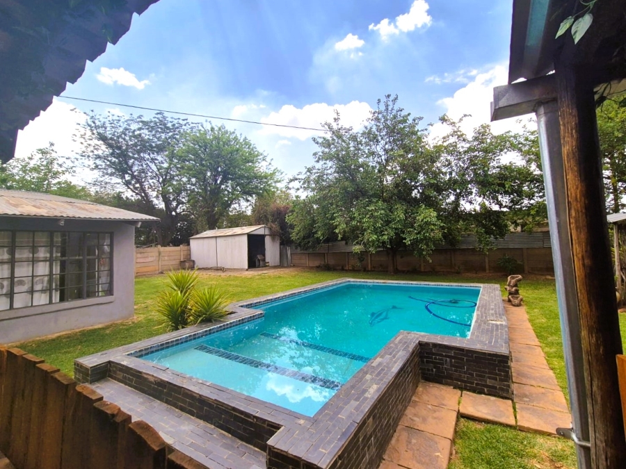 4 Bedroom Property for Sale in Sonland Park Gauteng