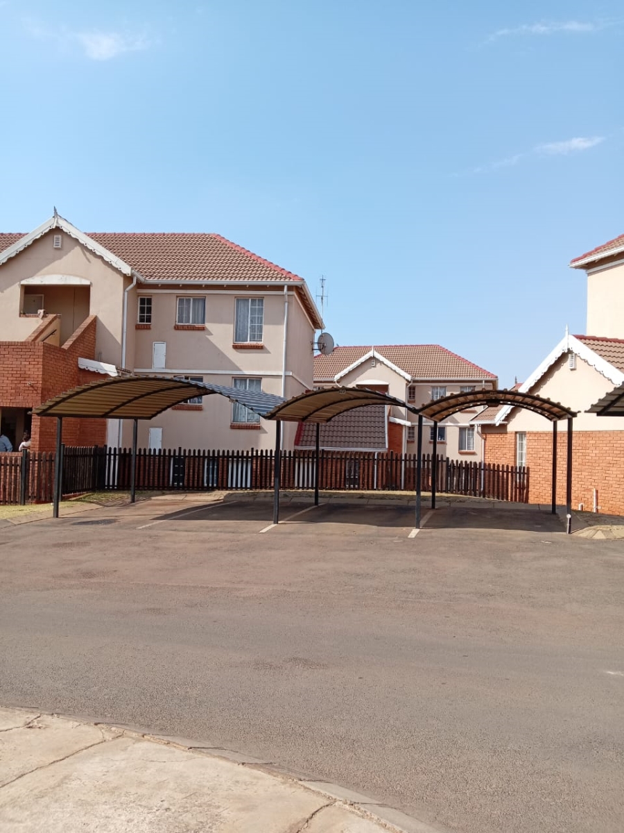 To Let 2 Bedroom Property for Rent in Terenure Gauteng