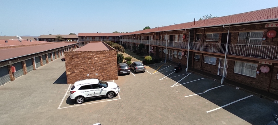 2 Bedroom Property for Sale in Albemarle Gauteng